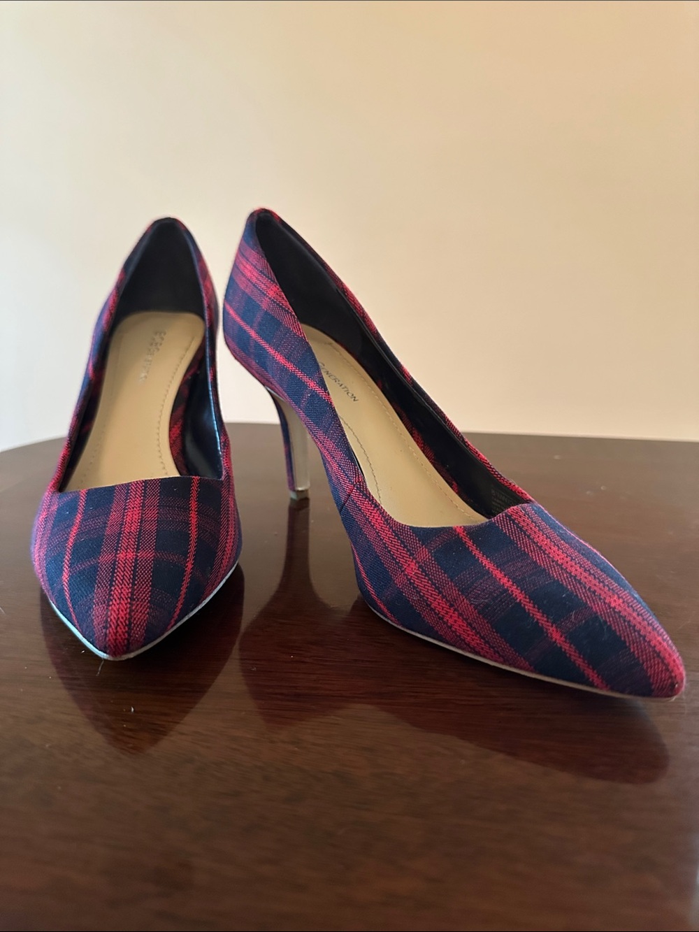 BCBGeneration Red & Navy Tartan Plaid Pumps Size 8.5 Wide